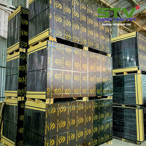 Ván ép coppha phủ phim<br>KT: 1220*2440*18mm<br>1220*2440*15mm<br>1220*2440*12mm